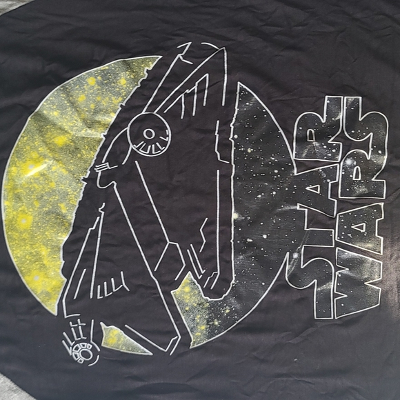 Star Wars Disney Black & Heather gray short sleeve tshirt medium - Picture 2 of 7